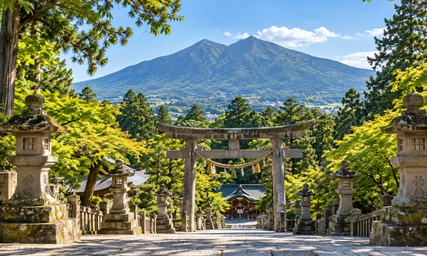 筑波 御朱印巡りの筑波山と神社参道イメージ