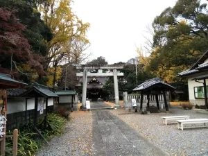 【玉敷神社】1300年の歴史を持つパワスポ|玉敷神社の見どころと御朱印巡り