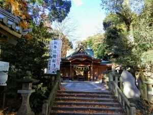 【久伊豆神社】クイズの聖地!?岩槻のパワースポット|癒やしと勝負運をチャージ!