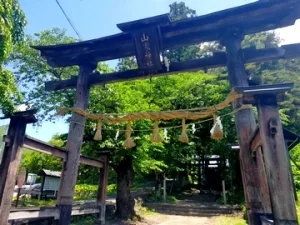 【山家神社・真田神社】真田の里・山家神社と真田神社参拝記｜六文銭に導かれる歴史ロマン