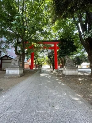 【花園神社】芸能人もお忍びで通う？花園神社の「芸能浅間神社」で推し活祈願！