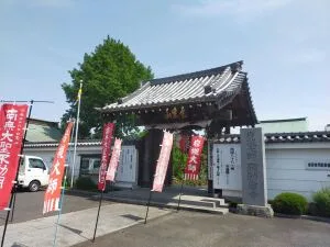 【光岩山彌勒密寺】岩槻最古の古刹「岩槻大師」へ｜厄除けから人形供養まで魅力を紹介