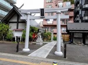 【名掛町塩釜神社】仙台駅東口のパワースポット！初恋通りを巡る癒やし旅