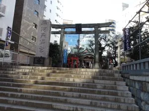 【平河天満宮】新春の平河天満宮へ。都会のオアシスで出会った「縁結びの梅」と、可愛すぎる初詣限定御朱印