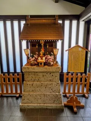 川屋神社