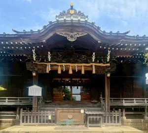 白山神社の「拝殿」