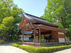 武田神社の神楽殿