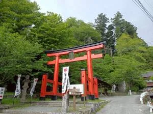 金櫻神社の一の鳥居