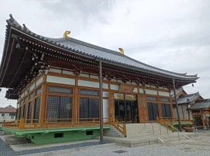 曹傳山 宝持寺の本堂