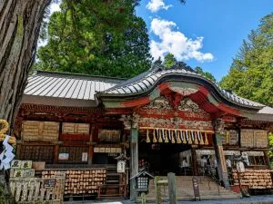 北口本宮冨士浅間神社の拝殿